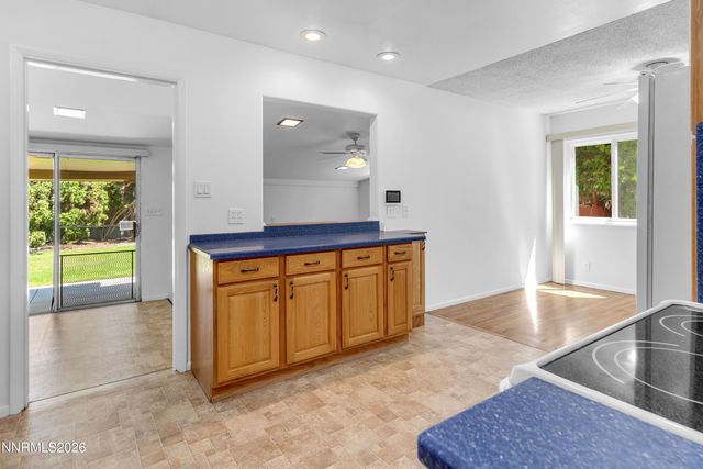 1400 Gault Way, Sparks, NV 89431