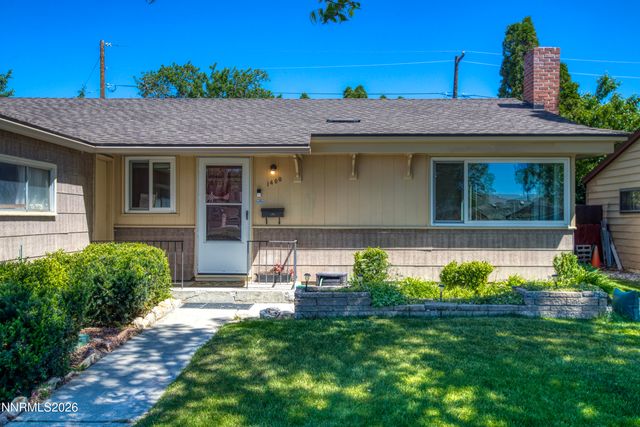 1400 Gault Way, Sparks, NV 89431
