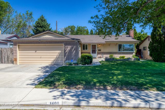 1400 Gault Way, Sparks, NV 89431