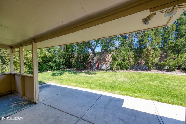 1400 Gault Way, Sparks, NV 89431