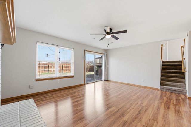 4565 N Eagle Lake Dr, Bel Aire, KS 67220