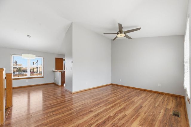 4565 N Eagle Lake Dr, Bel Aire, KS 67220