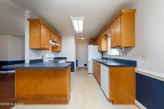 104 Trawick Drive, La Grange, NC 28551