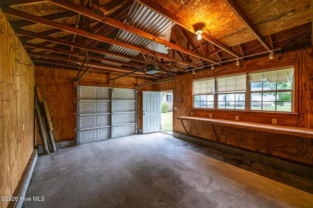 104 Trawick Drive, La Grange, NC 28551