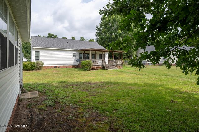 104 Trawick Drive, La Grange, NC 28551