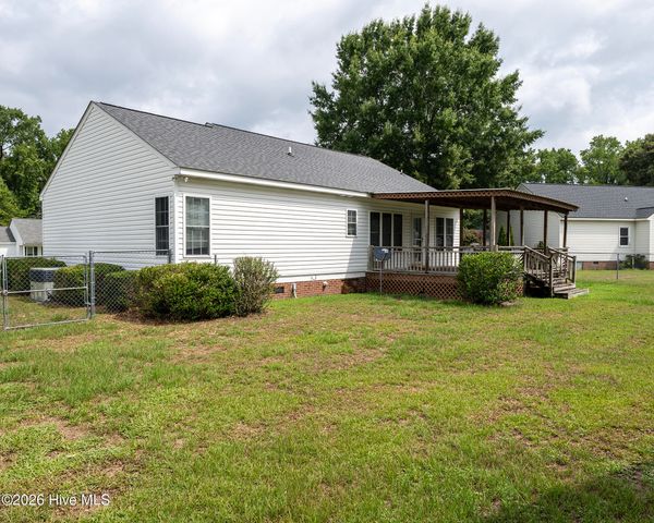 104 Trawick Drive, La Grange, NC 28551