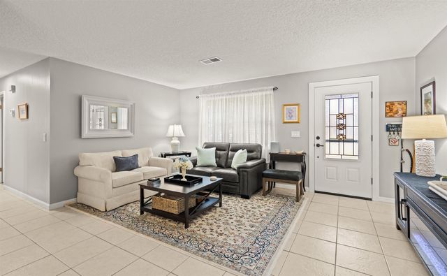 17 Marilyn Ave, St Augustine, FL 32080