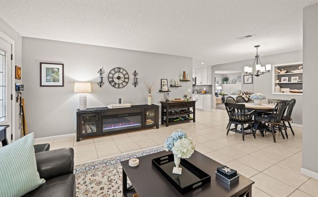 17 Marilyn Ave, St Augustine, FL 32080