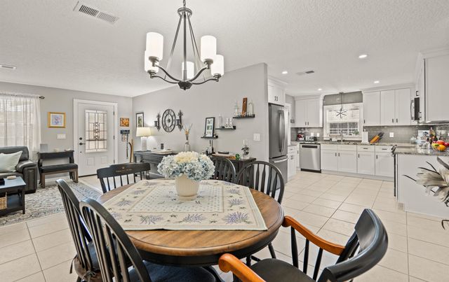 17 Marilyn Ave, St Augustine, FL 32080