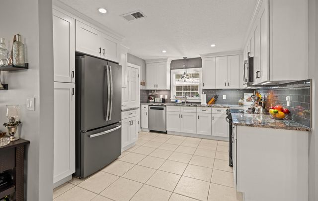 17 Marilyn Ave, St Augustine, FL 32080