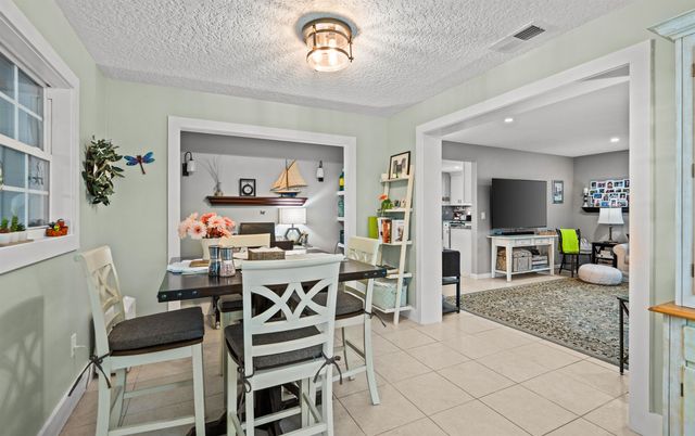 17 Marilyn Ave, St Augustine, FL 32080