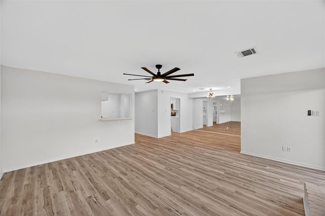 14734 Perthshire Road D, Houston, TX 77079