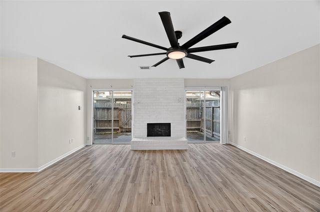 14734 Perthshire Road D, Houston, TX 77079