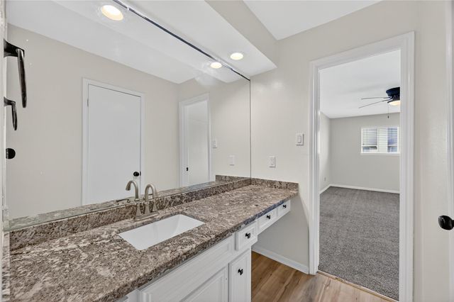 14734 Perthshire Road D, Houston, TX 77079