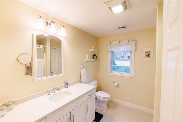 143 South St, Randolph, MA 02368