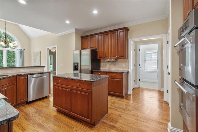 3929 Fort NE Trail, Roswell, GA 30075
