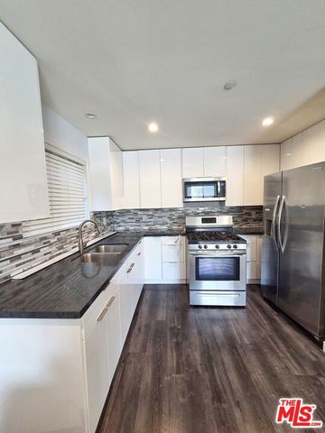 2651 S Hobart Boulevard 6, Los Angeles, CA 90018