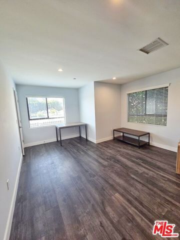 2651 S Hobart Boulevard 6, Los Angeles, CA 90018