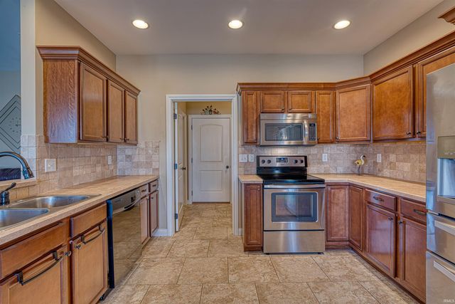 2966 Megan Drive, Newburgh, IN 47630