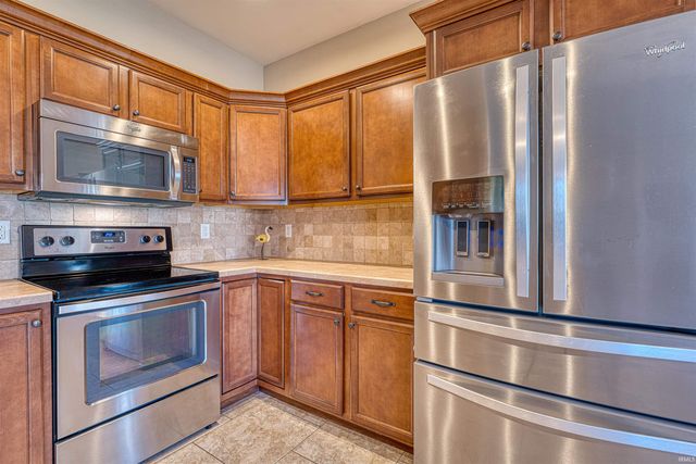 2966 Megan Drive, Newburgh, IN 47630