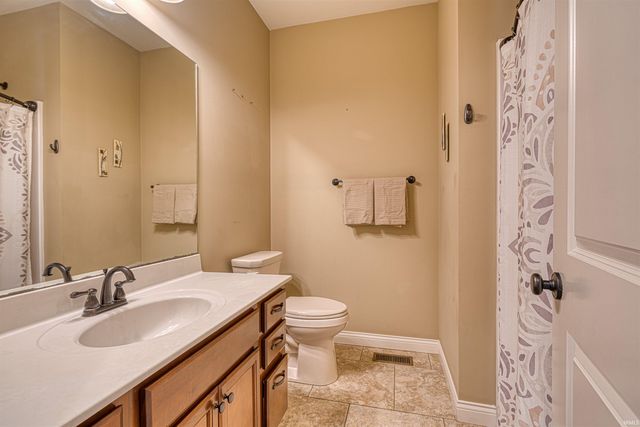 2966 Megan Drive, Newburgh, IN 47630