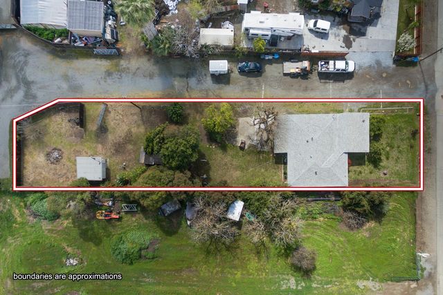 2065 Howlett Ave, Yuba City, CA 95993