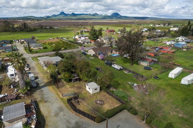 2065 Howlett Ave, Yuba City, CA 95993