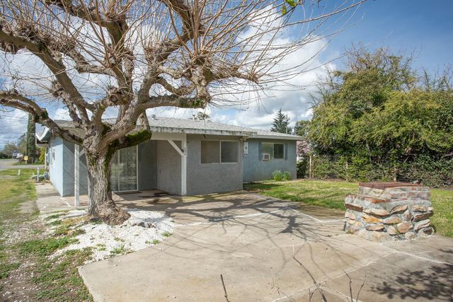 2065 Howlett Ave, Yuba City, CA 95993