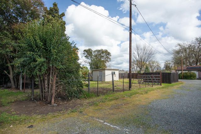 2065 Howlett Ave, Yuba City, CA 95993