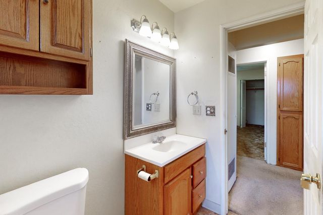 2065 Howlett Ave, Yuba City, CA 95993