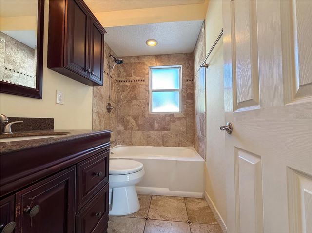 4013 52ND STREET COURT W, Bradenton, FL 34209