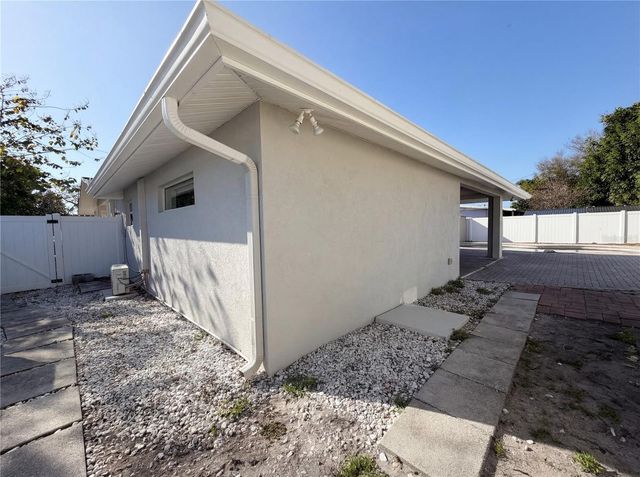 4013 52ND STREET COURT W, Bradenton, FL 34209