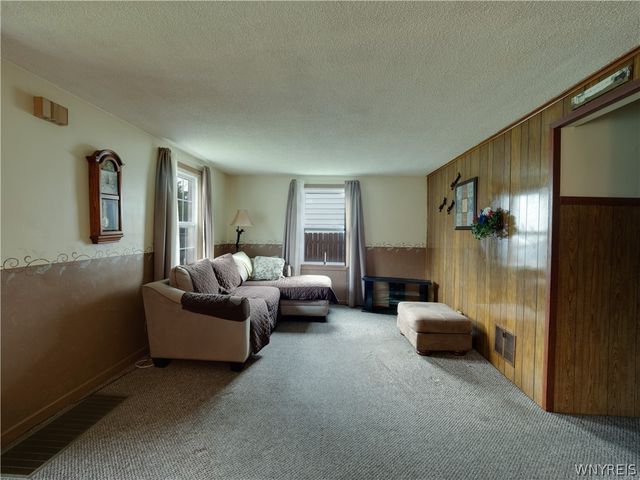 104 Lincoln Street, Lancaster, NY 14043