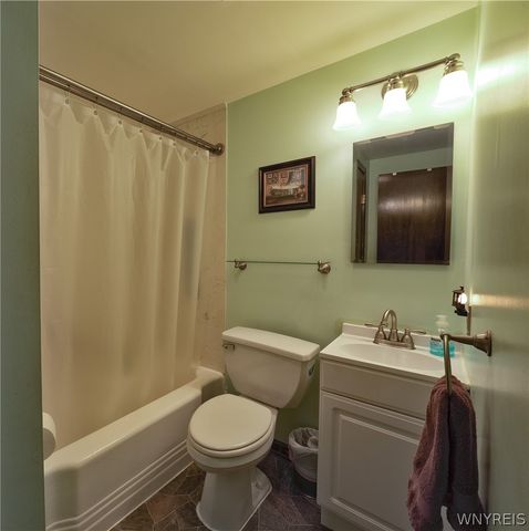 104 Lincoln Street, Lancaster, NY 14043