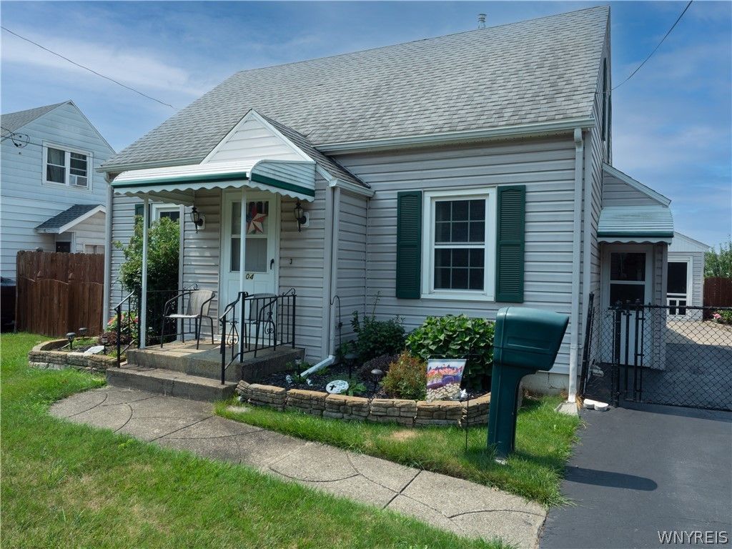 104 Lincoln Street, Lancaster, NY 14043