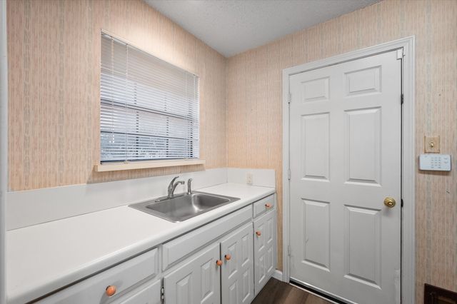 5400 Emerald Park Boulevard, Arlington, TX 76017
