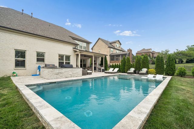 1810 Legacy Cove Ln, Brentwood, TN 37027
