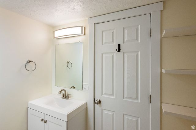 5764 S NENA WAY, Salt Lake City, UT 84107