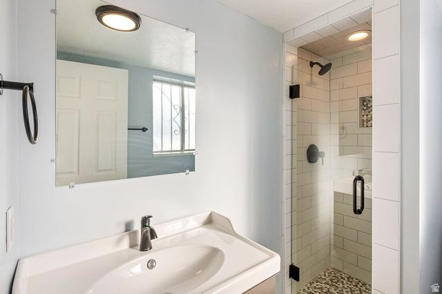 5764 S NENA WAY, Salt Lake City, UT 84107