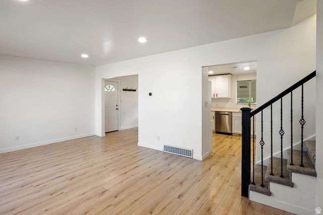 5764 S NENA WAY, Salt Lake City, UT 84107