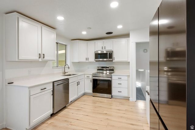5764 S NENA WAY, Salt Lake City, UT 84107