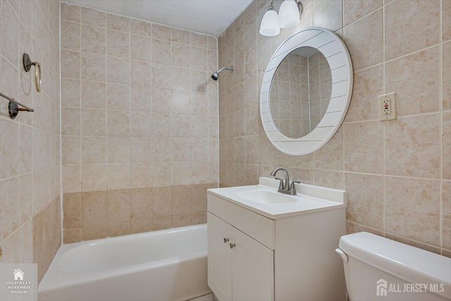 434 College Drive, Edison, NJ 08817