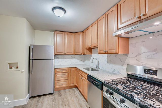 434 College Drive, Edison, NJ 08817