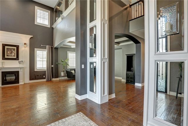 1610 Via Roma Circle, Corona, CA 92881