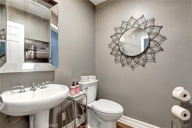 1610 Via Roma Circle, Corona, CA 92881