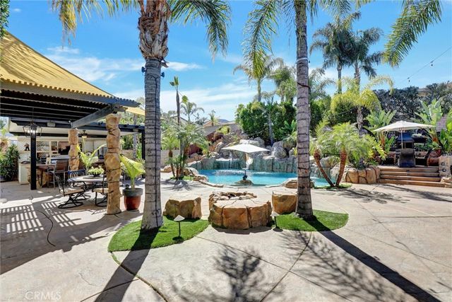 1610 Via Roma Circle, Corona, CA 92881