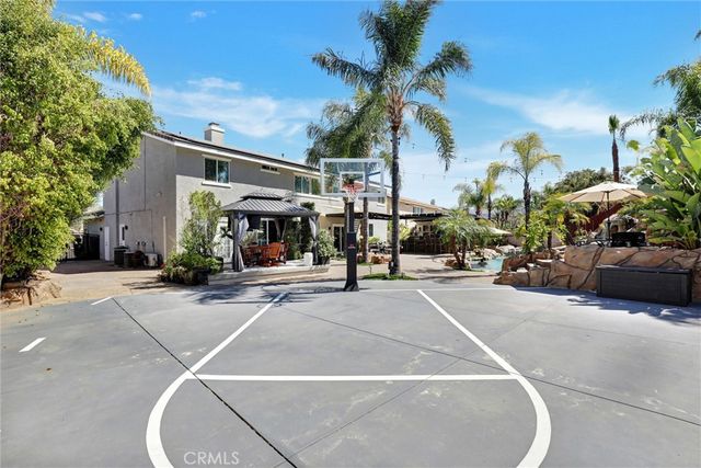 1610 Via Roma Circle, Corona, CA 92881