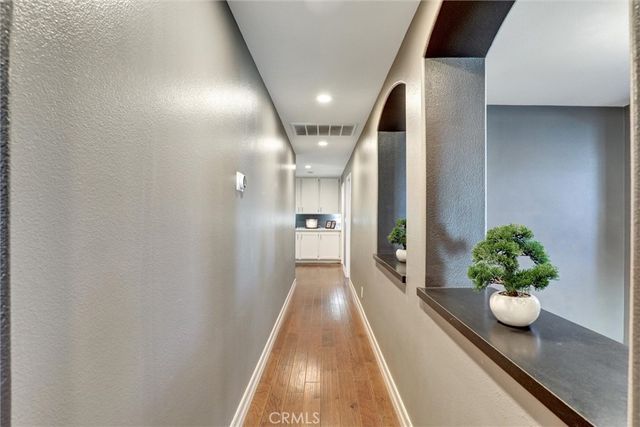 1610 Via Roma Circle, Corona, CA 92881