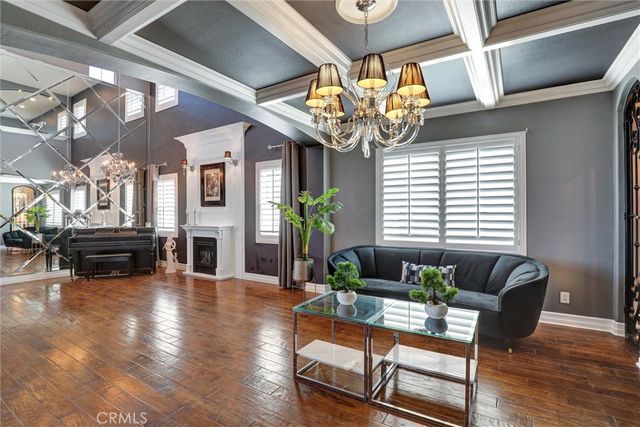 1610 Via Roma Circle, Corona, CA 92881