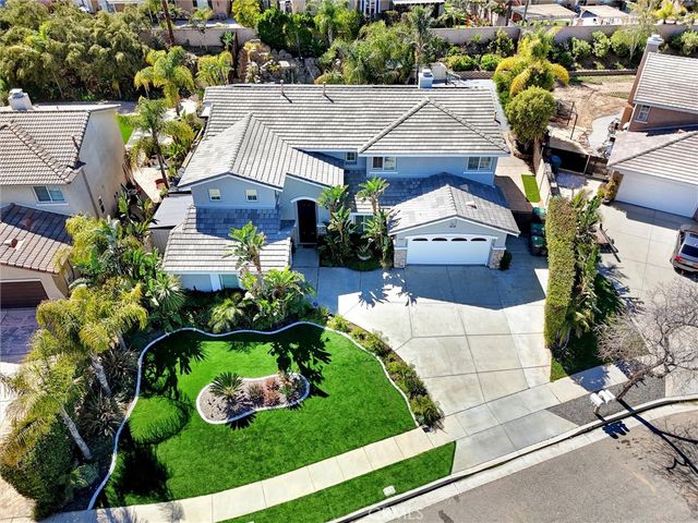 1610 Via Roma Circle, Corona, CA 92881